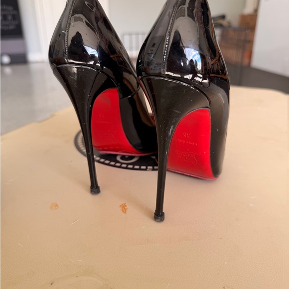 Christian Louboutin So Kate size 39 - Picture 1 of 4